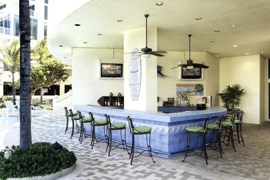 Doubletree By Hilton Ocean Point Resort Spa North Miami Beach