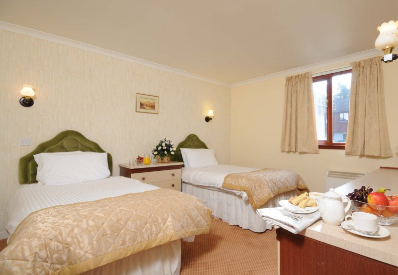 Highlander Hotel, Inverness Highlander Hotel, Inverness
