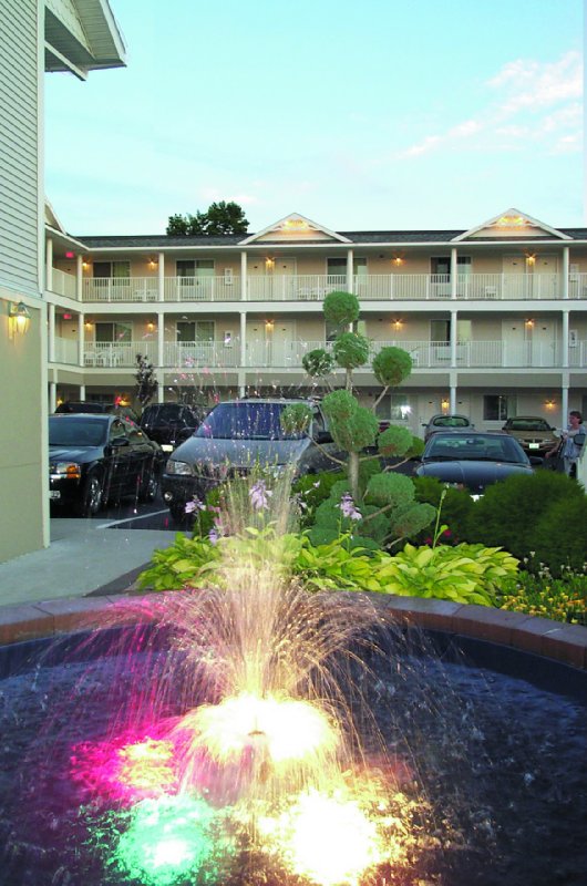 Parkside Inn Bridgeview, Mackinaw City Parkside Inn Bridgeview, Mackinaw City