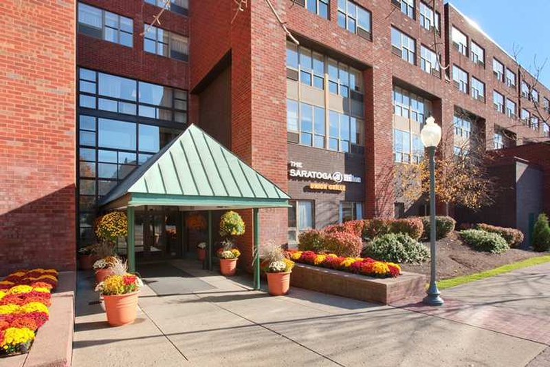 The Saratoga Hilton, Saratoga Springs The Saratoga Hilton, Saratoga Springs