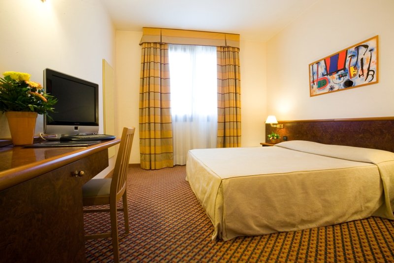 B&B Hotel Mantova B&B Hotel Mantova