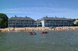 SUGAR BEACH RESORT HOTEL, Traverse City SUGAR BEACH RESORT HOTEL, Traverse City