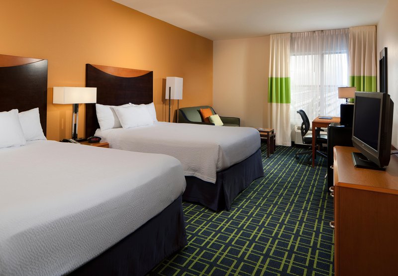 Queen/Queen Guest Room
