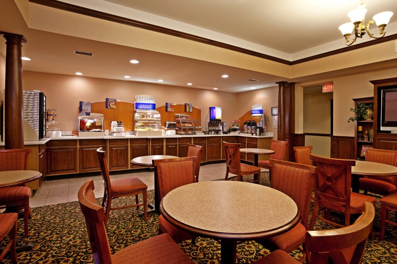 Holiday Inn Express Hotel and Suites Research Triangle Park, Durham Holiday Inn Express Hotel and Suites Research Triangle Park, Durham