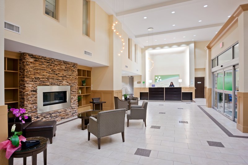 Holiday Inn Hotel & Suites Surrey East Cloverdale, Surrey Holiday Inn Hotel & Suites Surrey East Cloverdale, Surrey