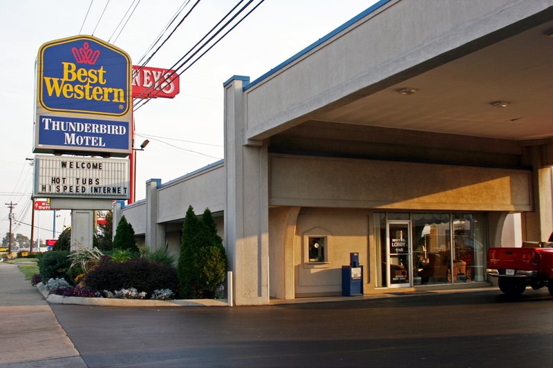BEST WESTERN THUNDERBIRD MOTEL, Cookeville BEST WESTERN THUNDERBIRD MOTEL, Cookeville