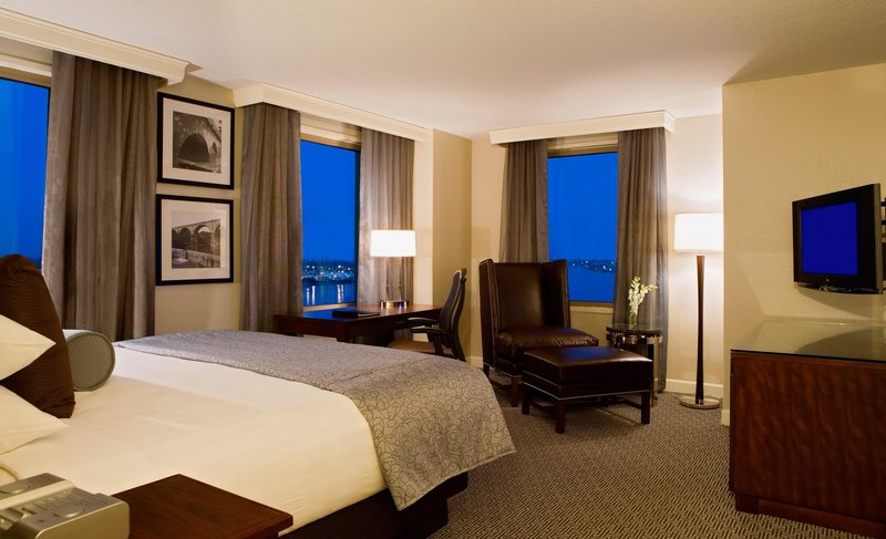 Hilton Philadelphia at Penn's Landing, Philadelphia (PA) Hilton Philadelphia at Penn's Landing, Philadelphia (PA)