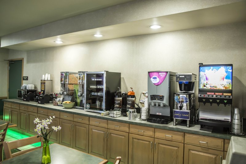Quality Inn & Suites Cincinnati Sharonville, Cincinnati Quality Inn & Suites Cincinnati Sharonville, Cincinnati