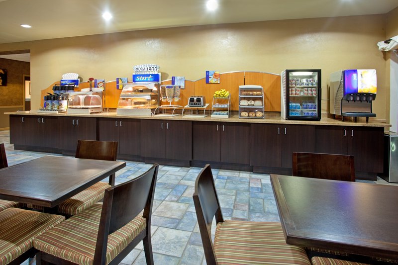 Holiday Inn Express & Suites Phoenix/Chandler (Ahwatukee), Phoenix Holiday Inn Express & Suites Phoenix/Chandler (Ahwatukee), Phoenix