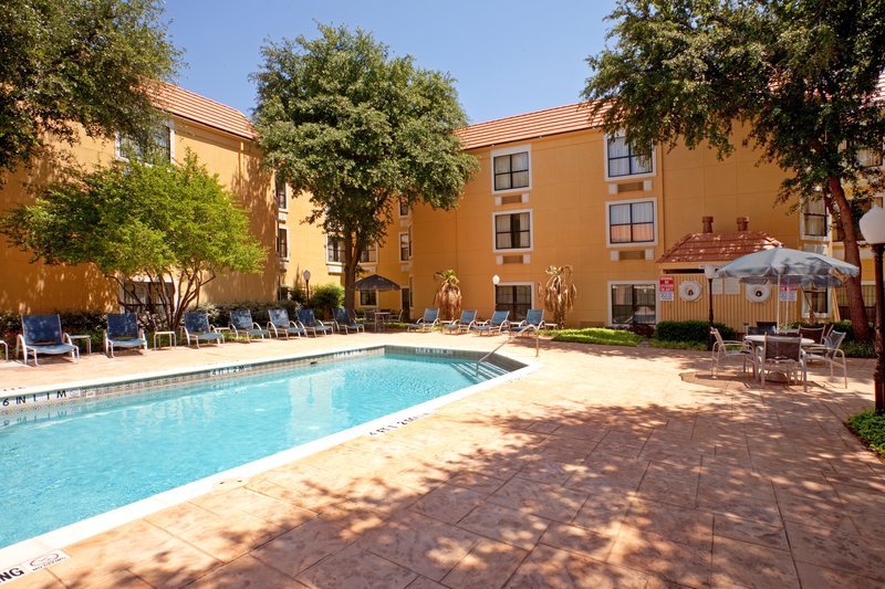 Holiday Inn Express & Suites Irving Dfw Airport North, Dallas Fort Worth Airport (TX) Holiday Inn Express & Suites Irving Dfw Airport North, Dallas Fort Worth Airport (TX)