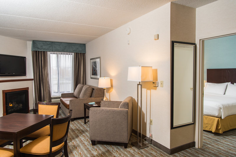 Holiday Inn Express And Suites Erie, Erie Holiday Inn Express And Suites Erie, Erie