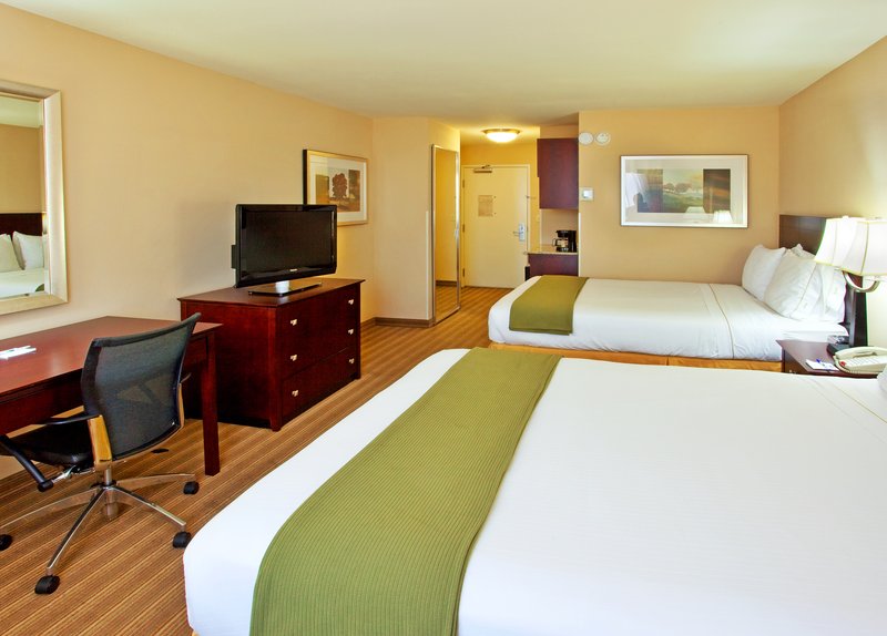 Holiday Inn Express Hotel & Suites River Park, Fresno Holiday Inn Express Hotel & Suites River Park, Fresno