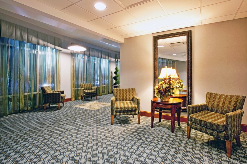 Holiday Inn Hotel & Suites Beckley, Beckley Holiday Inn Hotel & Suites Beckley, Beckley
