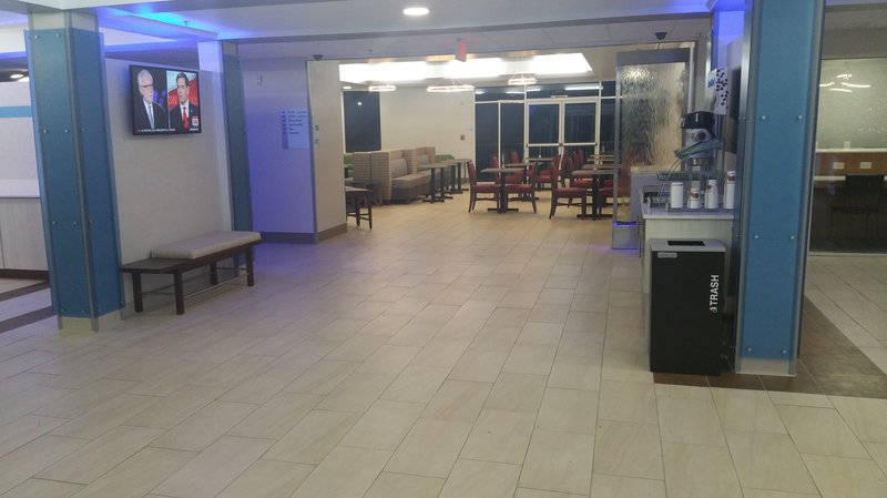Holiday Inn Express Daytona Beach - Speedway, Daytona Beach Holiday Inn Express Daytona Beach - Speedway, Daytona Beach