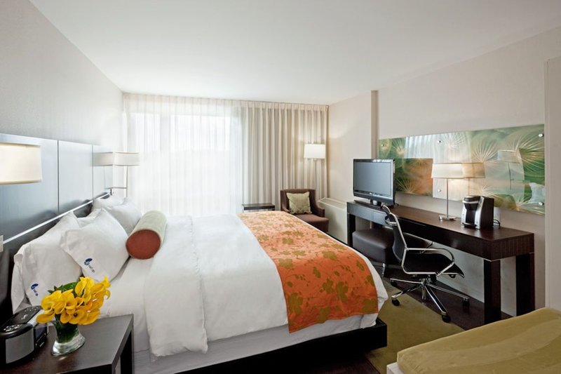 Hotel Indigo Boston - Newton Riverside, Boston Hotel Indigo Boston - Newton Riverside, Boston