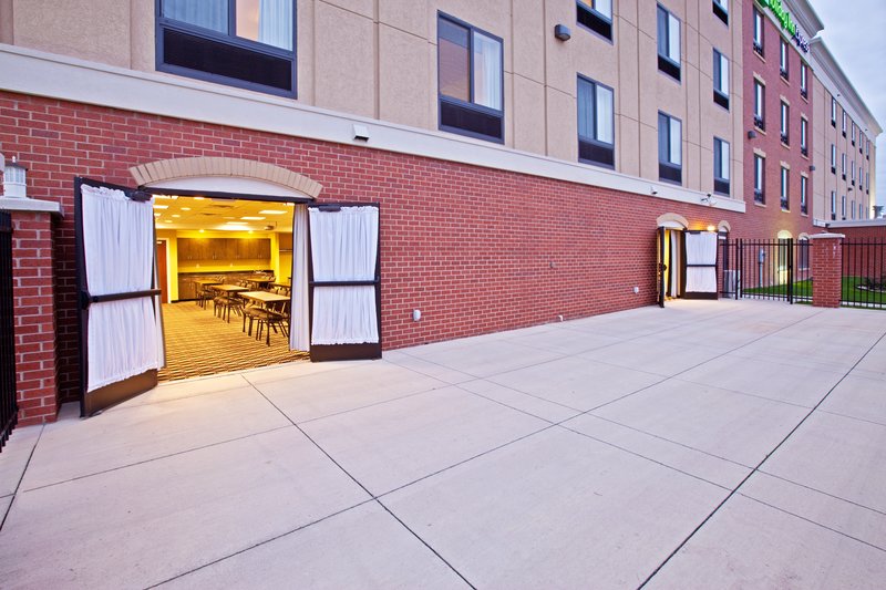 Holiday Inn Express Indianapolis - Southeast, Indianapolis Holiday Inn Express Indianapolis - Southeast, Indianapolis