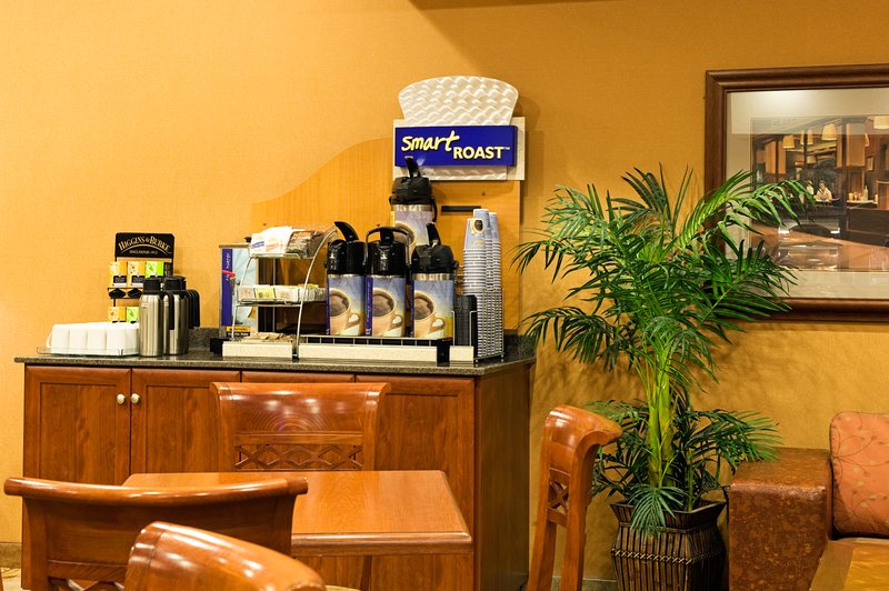 Holiday Inn Express & Suites Grande Prairie, Grande Prairie Holiday Inn Express & Suites Grande Prairie, Grande Prairie
