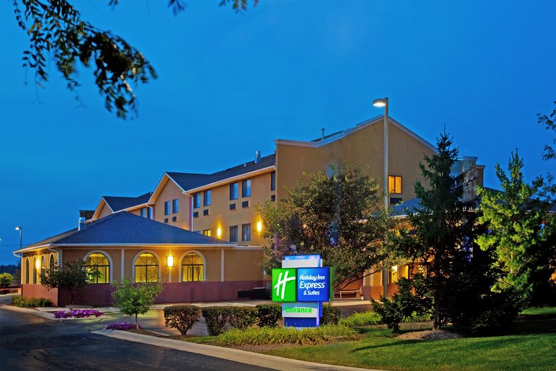 Holiday Inn Express Hotel & Suites Chicago-Oswego, Aurora Holiday Inn Express Hotel & Suites Chicago-Oswego, Aurora