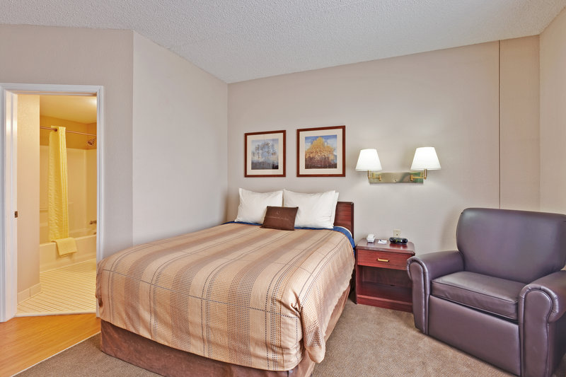 Candlewood Suites East Syracuse - Carrier Circle, Syracuse Candlewood Suites East Syracuse - Carrier Circle, Syracuse