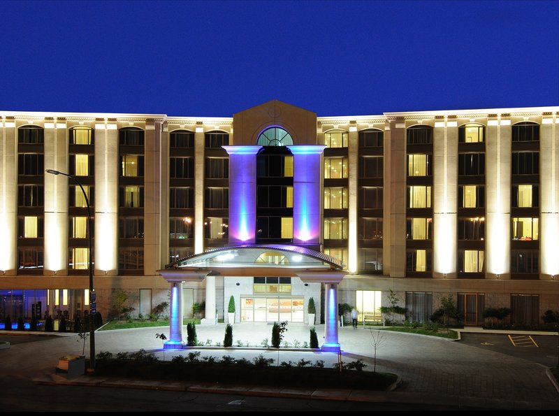 Holiday Inn Express Hotel & Suites Montreal Airport, Montreal Holiday Inn Express Hotel & Suites Montreal Airport, Montreal