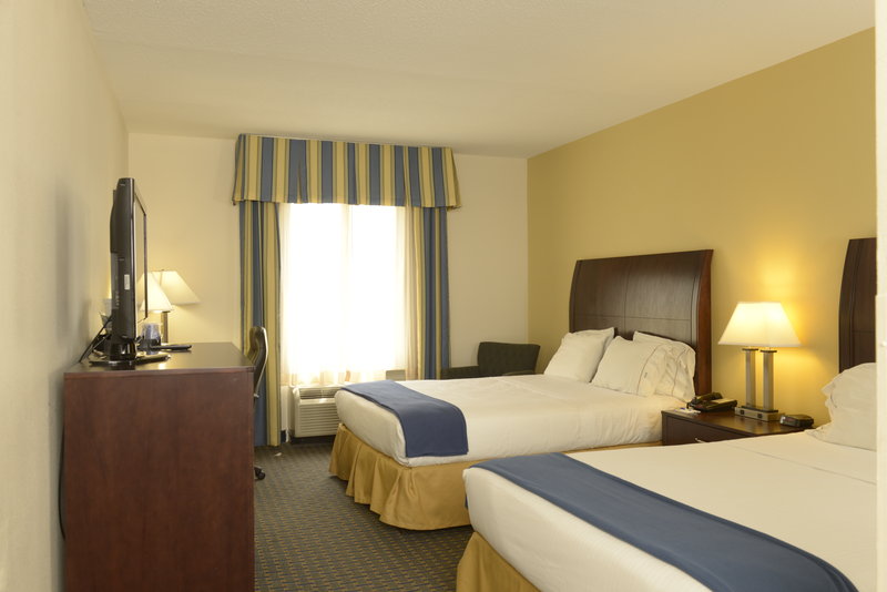 Holiday Inn Express Hotel & Suites Wilson-Downtown, Wilson Holiday Inn Express Hotel & Suites Wilson-Downtown, Wilson