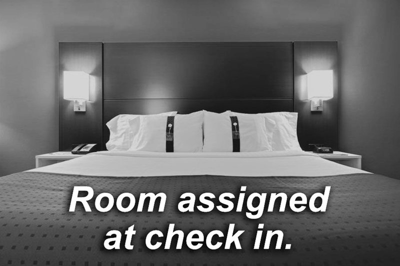 Holiday Inn Express Hotel & Suites Edmonton North, Edmonton Holiday Inn Express Hotel & Suites Edmonton North, Edmonton