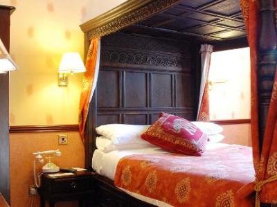 The Crown and Cushion, Windsor The Crown and Cushion, Windsor