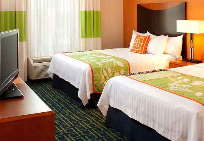 Queen/Queen Guest Room