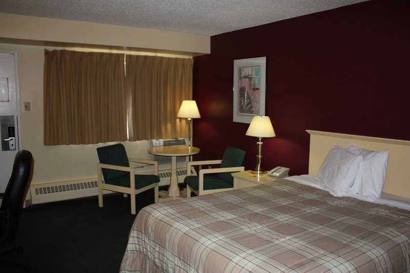 Northwoods Inn & Suites, Saskatoon Northwoods Inn & Suites, Saskatoon