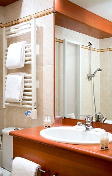 Kyriad Tours - Saint Pierre des Corps Gare, Tours Kyriad Tours - Saint Pierre des Corps Gare, Tours