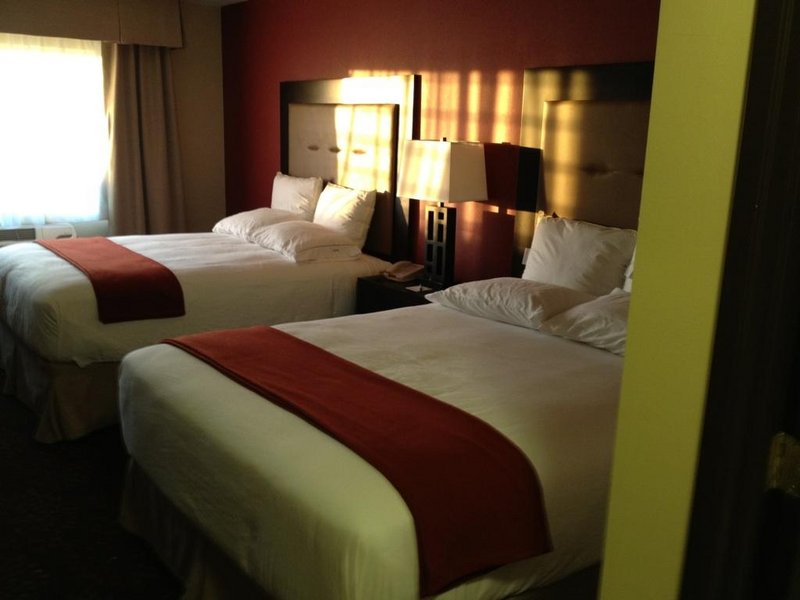 Holiday Inn Express & Suites Phoenix Tempe - University, Tempe Holiday Inn Express & Suites Phoenix Tempe - University, Tempe