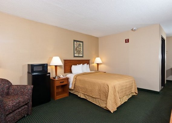 QUALITY INN TUPELO, Tupelo QUALITY INN TUPELO, Tupelo