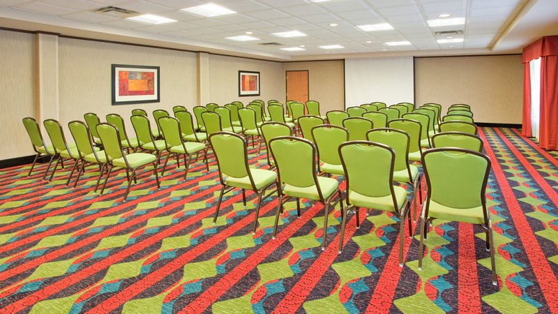 Holiday Inn Express and Suites Kearney, Kearney Holiday Inn Express and Suites Kearney, Kearney
