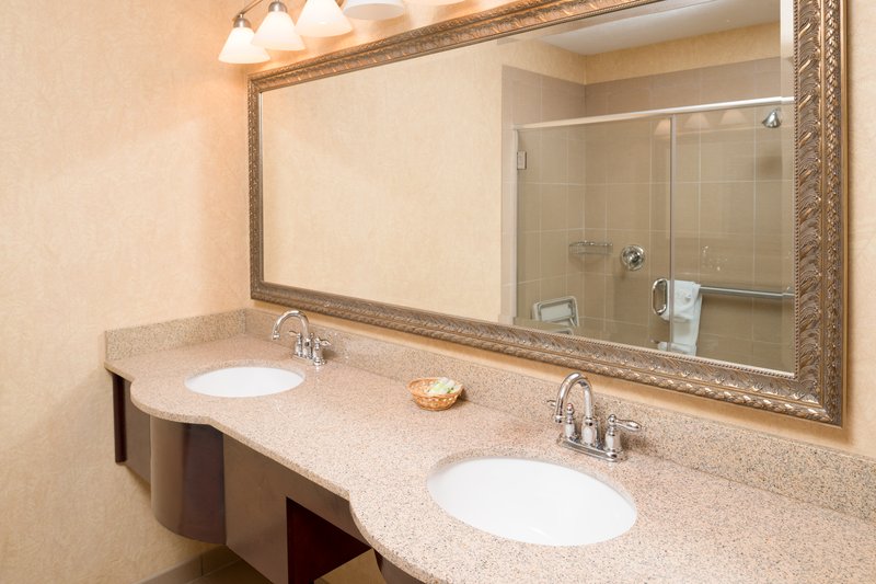 Holiday Inn Express Wenatchee, Wenatchee Holiday Inn Express Wenatchee, Wenatchee