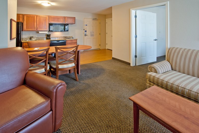 Candlewood Suites Merrillville, Merrillville Candlewood Suites Merrillville, Merrillville
