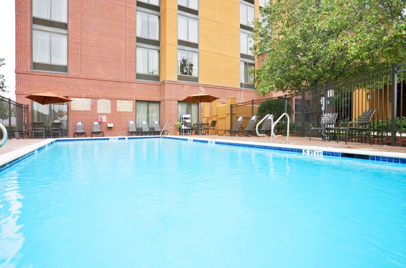 Holiday Inn Express & Suites Irving Conv Ctr - Las Colinas, Dallas Fort Worth Airport (TX) Holiday Inn Express & Suites Irving Conv Ctr - Las Colinas, Dallas Fort Worth Airport (TX)