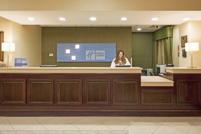 Holiday Inn Express Hotel & Suites Clearwater/Us 19 N, Clearwater Holiday Inn Express Hotel & Suites Clearwater/Us 19 N, Clearwater