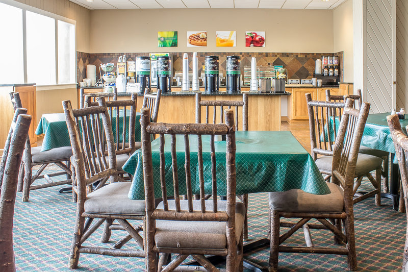 Comfort Inn & Suites Event Center, Des Moines Comfort Inn & Suites Event Center, Des Moines
