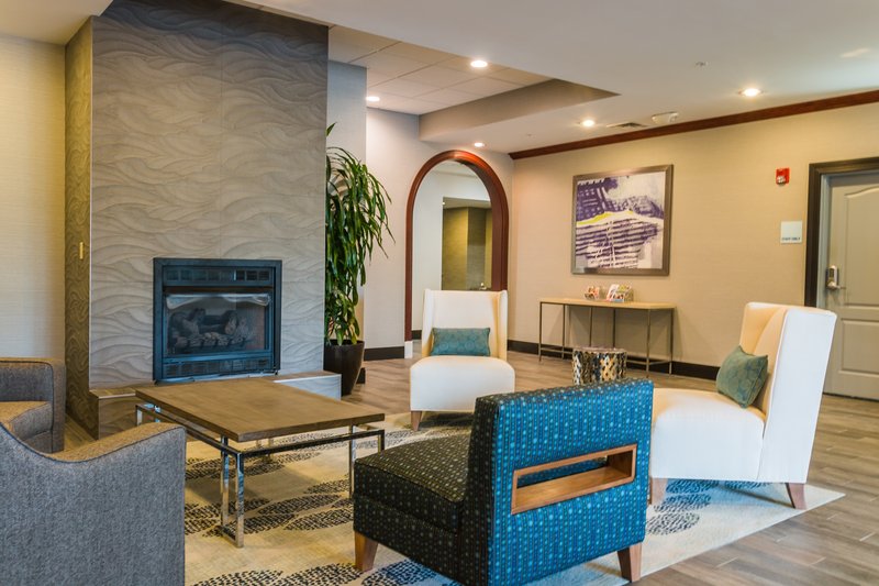Holiday Inn Express & Suites Jackson, Jackson (MI) Holiday Inn Express & Suites Jackson, Jackson (MI)