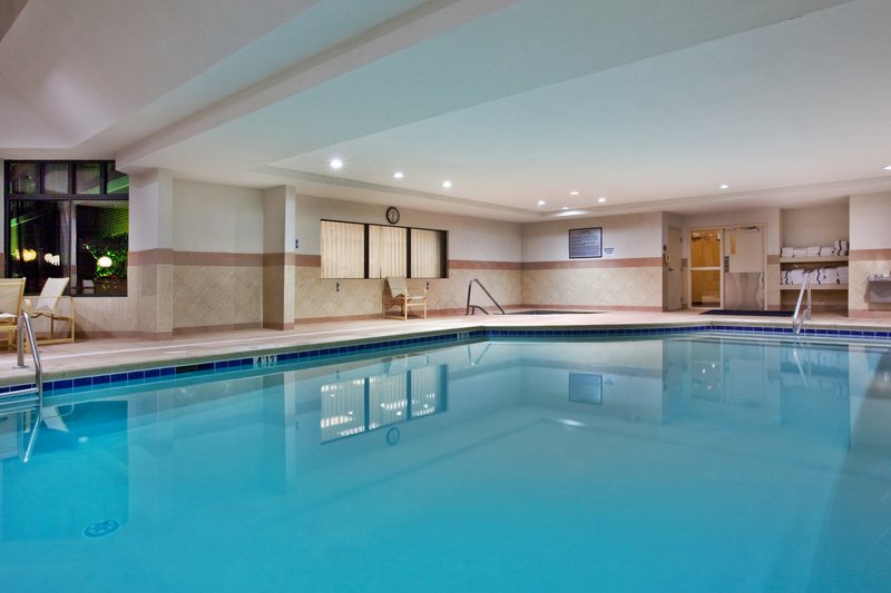 HOLIDAY INN EXPRESS MCDONOUGH, McDonough HOLIDAY INN EXPRESS MCDONOUGH, McDonough