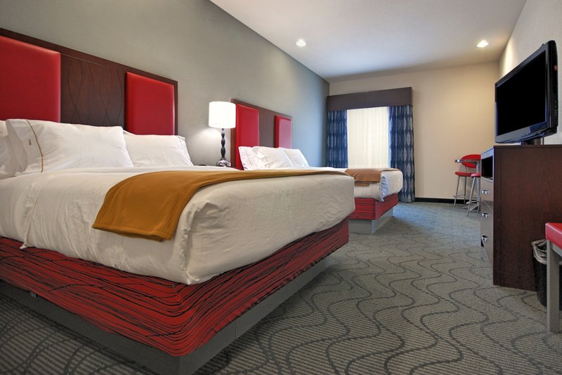 Holiday Inn Express & Suites Oklahoma City North, Oklahoma City Holiday Inn Express & Suites Oklahoma City North, Oklahoma City