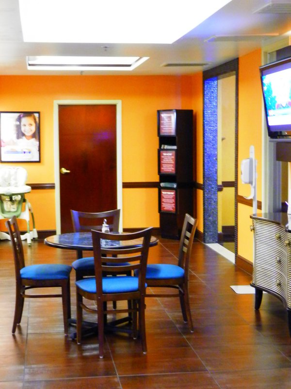Holiday Inn Express Hinesville, Hinesville Holiday Inn Express Hinesville, Hinesville