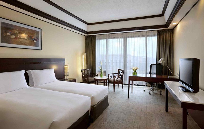 SOFITEL PHILIPPINE PLAZA, Manila SOFITEL PHILIPPINE PLAZA, Manila