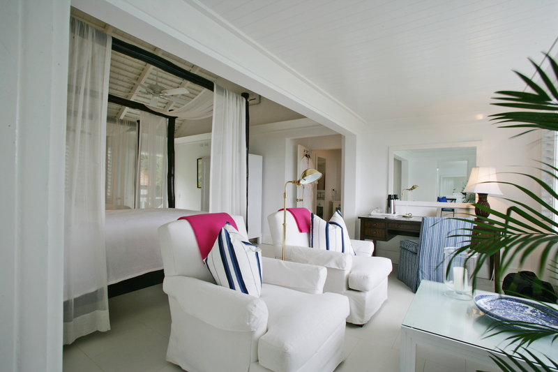 Now showing photo 9, Oceanfront Room With Double Beds A