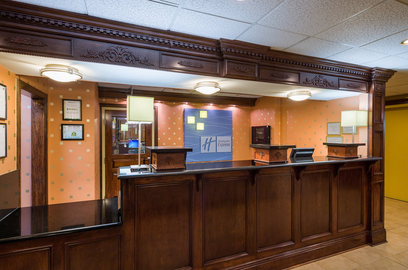 Holiday Inn Express Washington DC East- Andrews AFB, Camp Springs Holiday Inn Express Washington DC East- Andrews AFB, Camp Springs