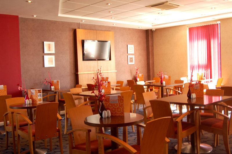 Holiday Inn Express Swindon City Centre, Swindon Holiday Inn Express Swindon City Centre, Swindon
