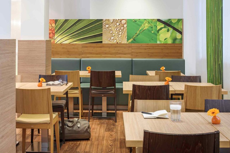 IBIS DUESSELDORF HAUPTBAHNHOF, Dusseldorf IBIS DUESSELDORF HAUPTBAHNHOF, Dusseldorf