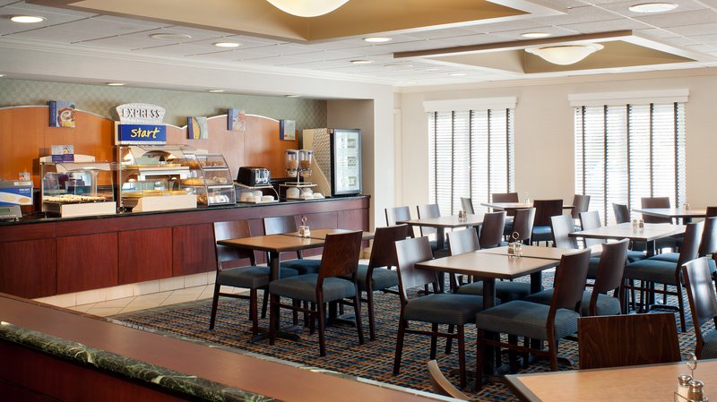 Holiday Inn Express Middletown / Newport, Middletown Holiday Inn Express Middletown / Newport, Middletown