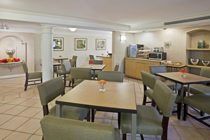 La Quinta Inn Phoenix Sky Harbor Airport South Hotel, Tempe La Quinta Inn Phoenix Sky Harbor Airport South Hotel, Tempe