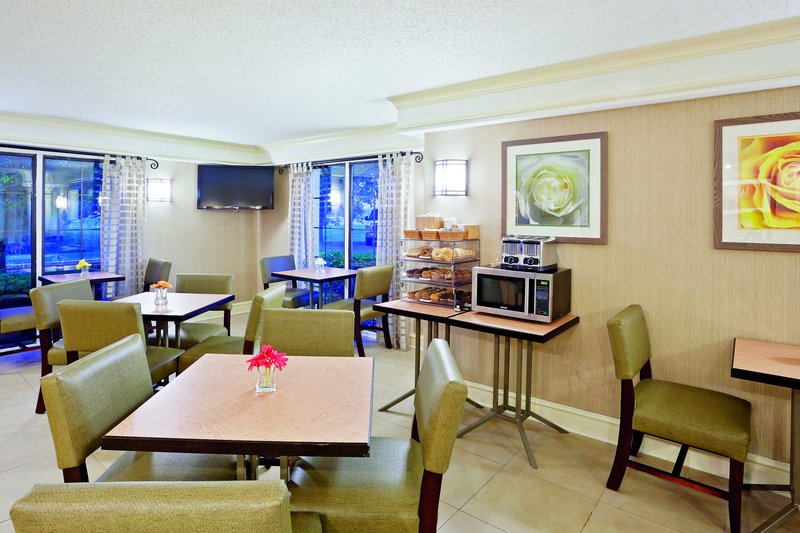 La Quinta Inn Merrillville, Merrillville La Quinta Inn Merrillville, Merrillville